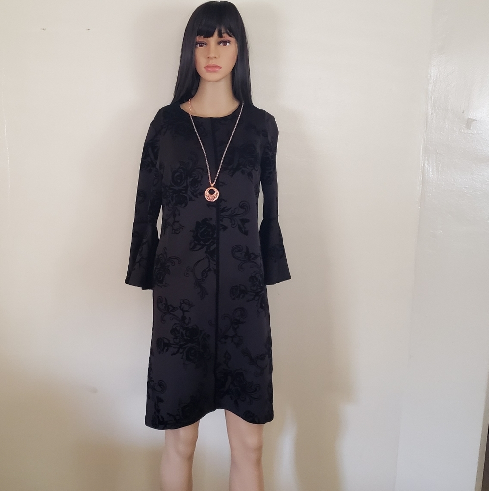 Gabby & Skye dress